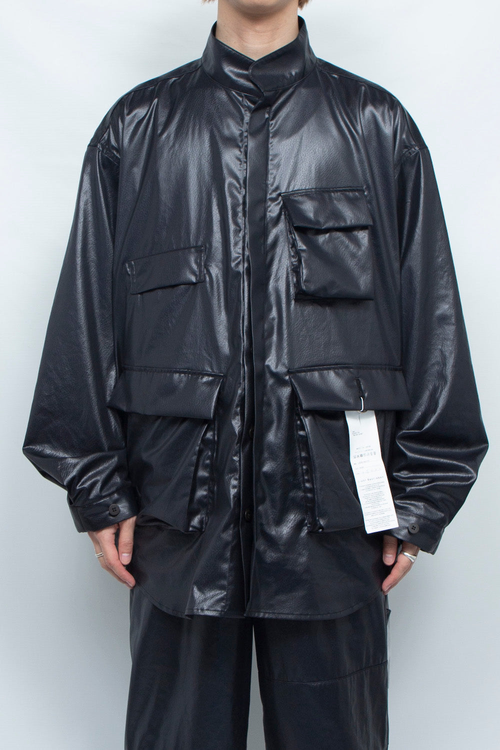 <LAST 1点>
LB25SS-SH07-FFL| FAKE-FAKE LEATHER Ⅱ M-65モチーフシャツジャケット | BLACK