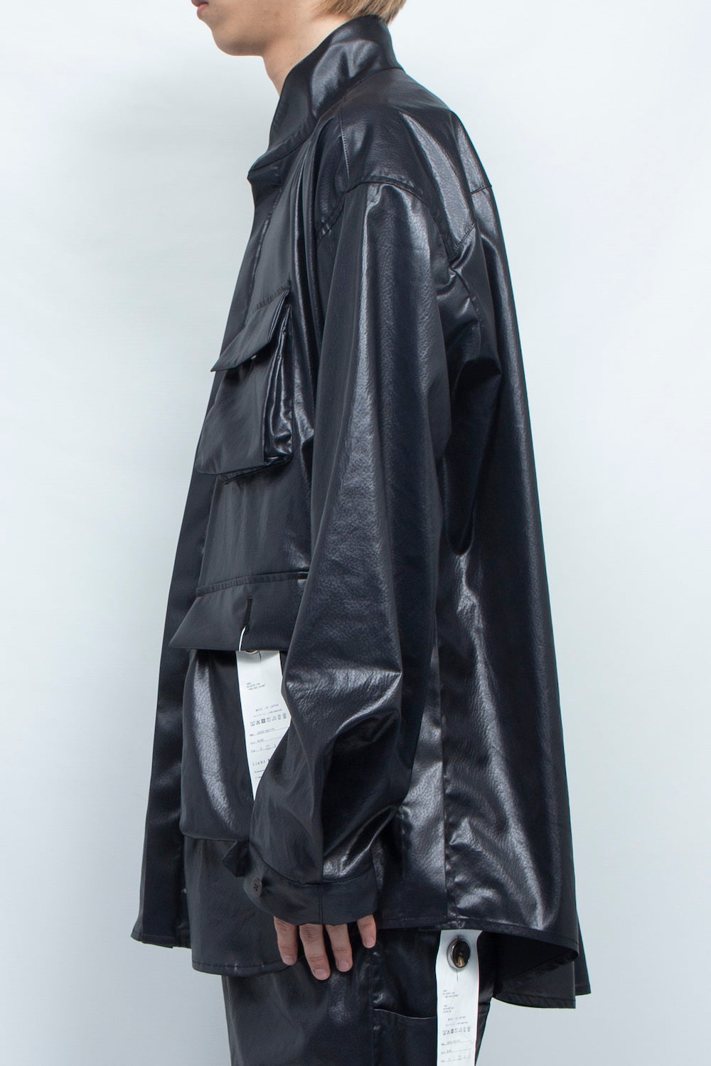 <LAST 1点>
LB25SS-SH07-FFL| FAKE-FAKE LEATHER Ⅱ M-65モチーフシャツジャケット | BLACK