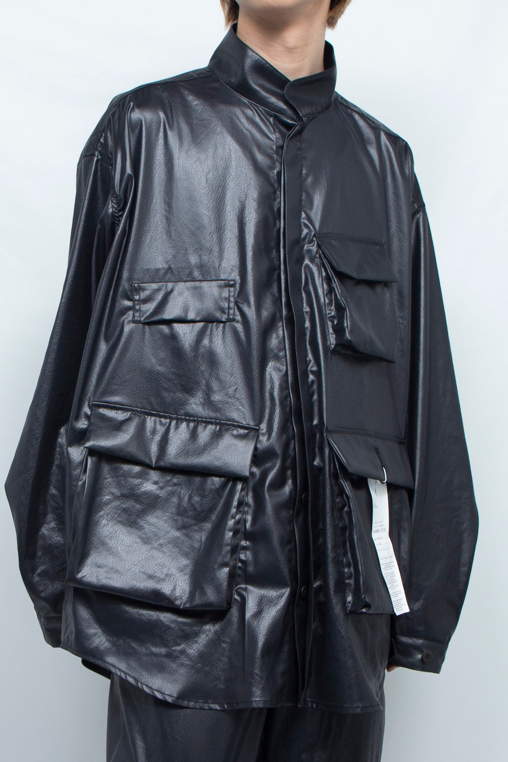 <LAST 1点>
LB25SS-SH07-FFL| FAKE-FAKE LEATHER Ⅱ M-65モチーフシャツジャケット | BLACK