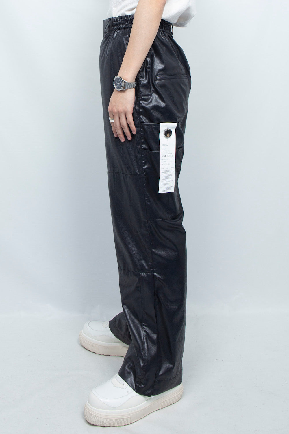 <LAST 1点> LB25SS-PT07-FFL | FAKE-FAKE LEATHER Ⅱ アシンメトリーディテールペイントトラウザー | BLACK