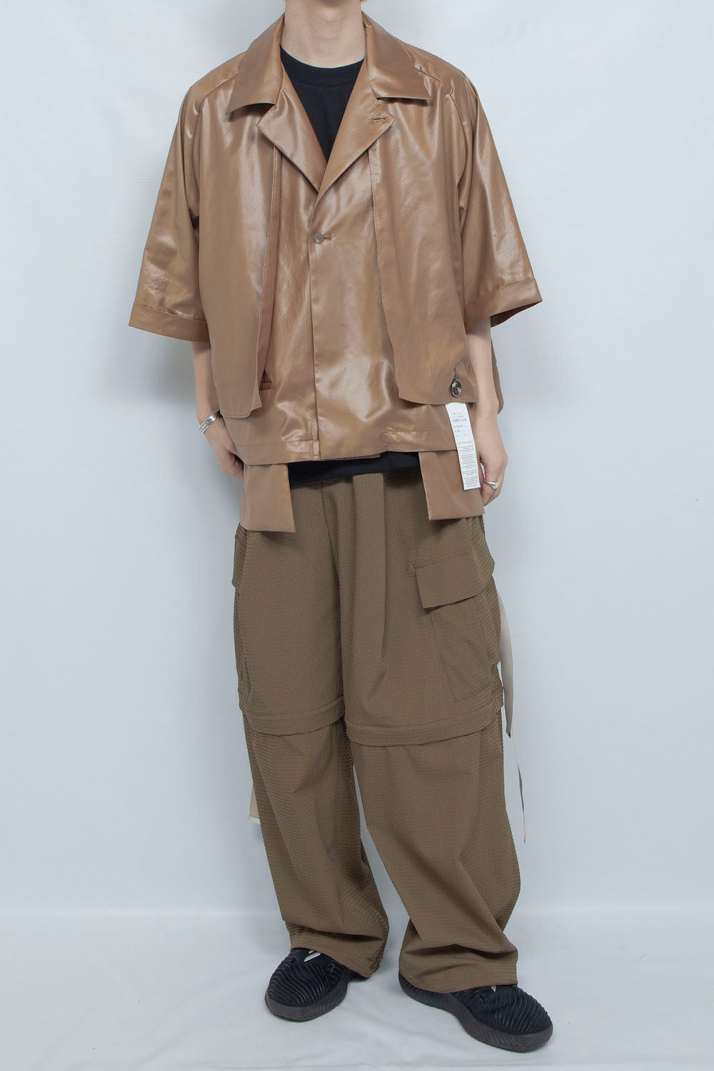 <last>
LB25SS-SH09-FFL| FAKE-FAKE LEATHER II Short Trench Half Sleeve Jacket | BROWN</last>
