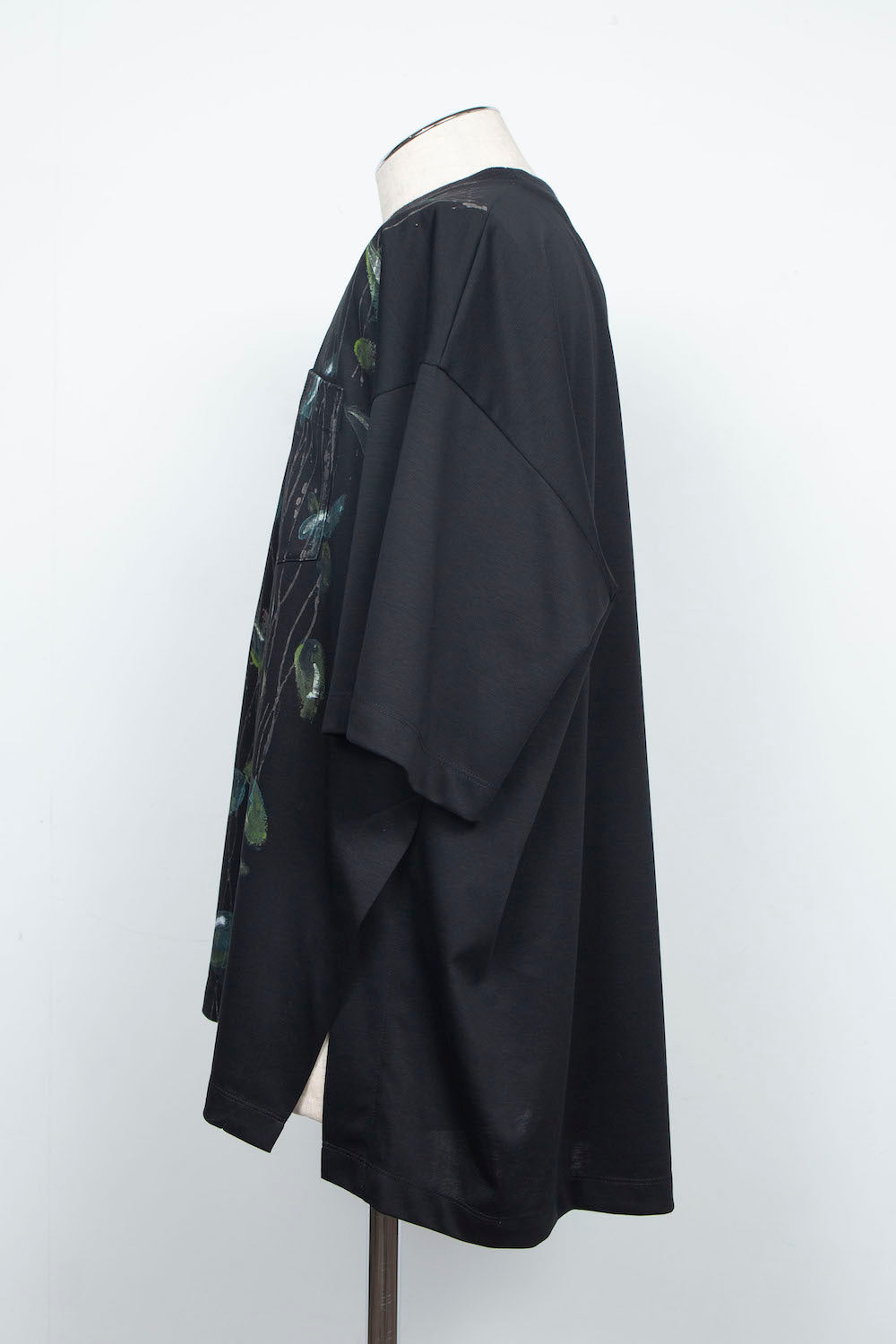 <LAST 1点>
LB25AW-TE09-HDP | スーペリアピマコットンハンドペイントTシャツ | BLACK