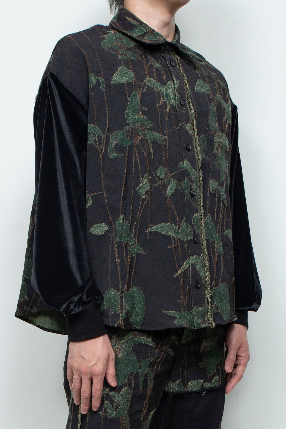 LB25AW-SH08-JQD | Velour Jersey Sleeve Easy Shirt (Jacquard) | Ivy x Black