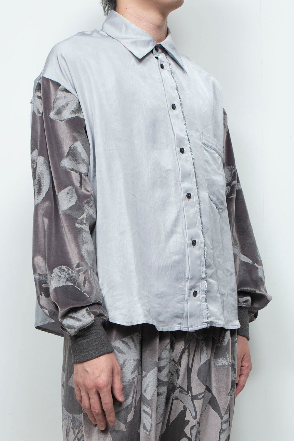 LB25AW-SH08-SPV-PVL | Velour Jersey Sleeve Easy Shirt | SKY GRAY x CHARCOAL