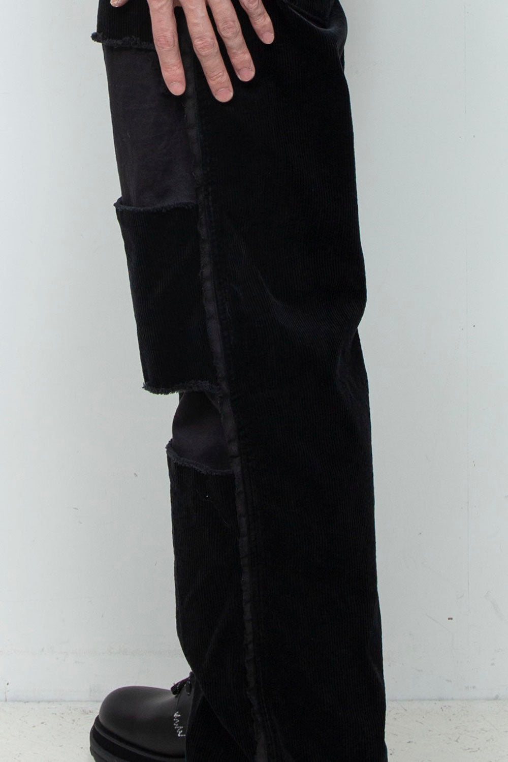 LB25AW-PT02-CDR | Reconstructed 5-Pocket Pants (Corduroy) | BLACK