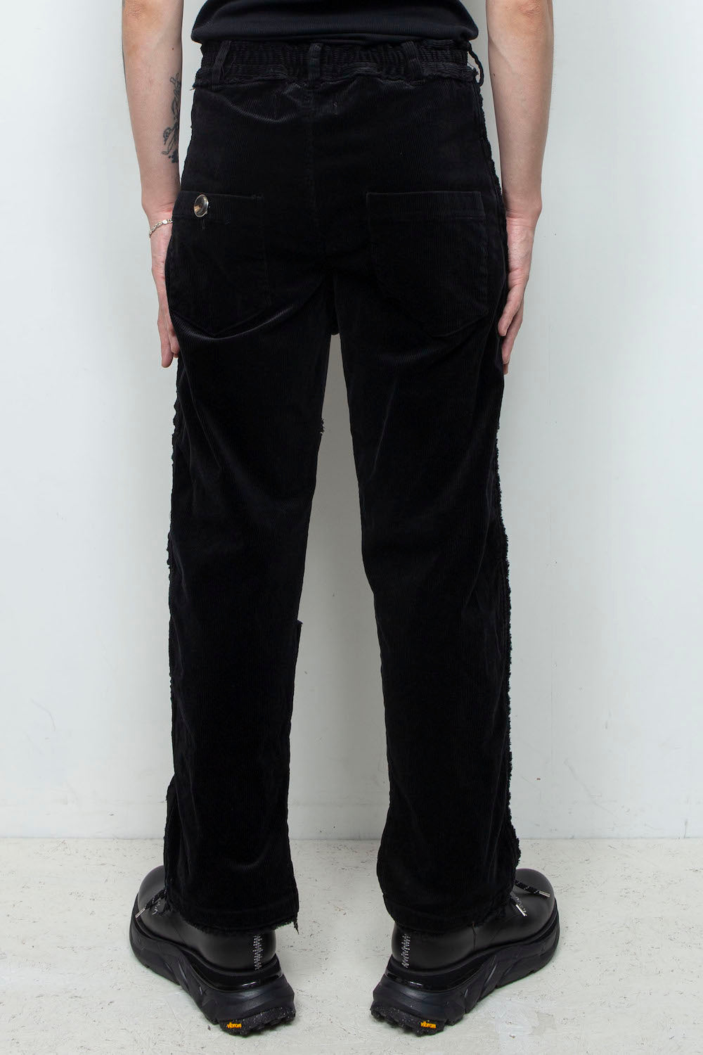 LB25AW-PT02-CDR | Reconstructed 5-Pocket Pants (Corduroy) | BLACK