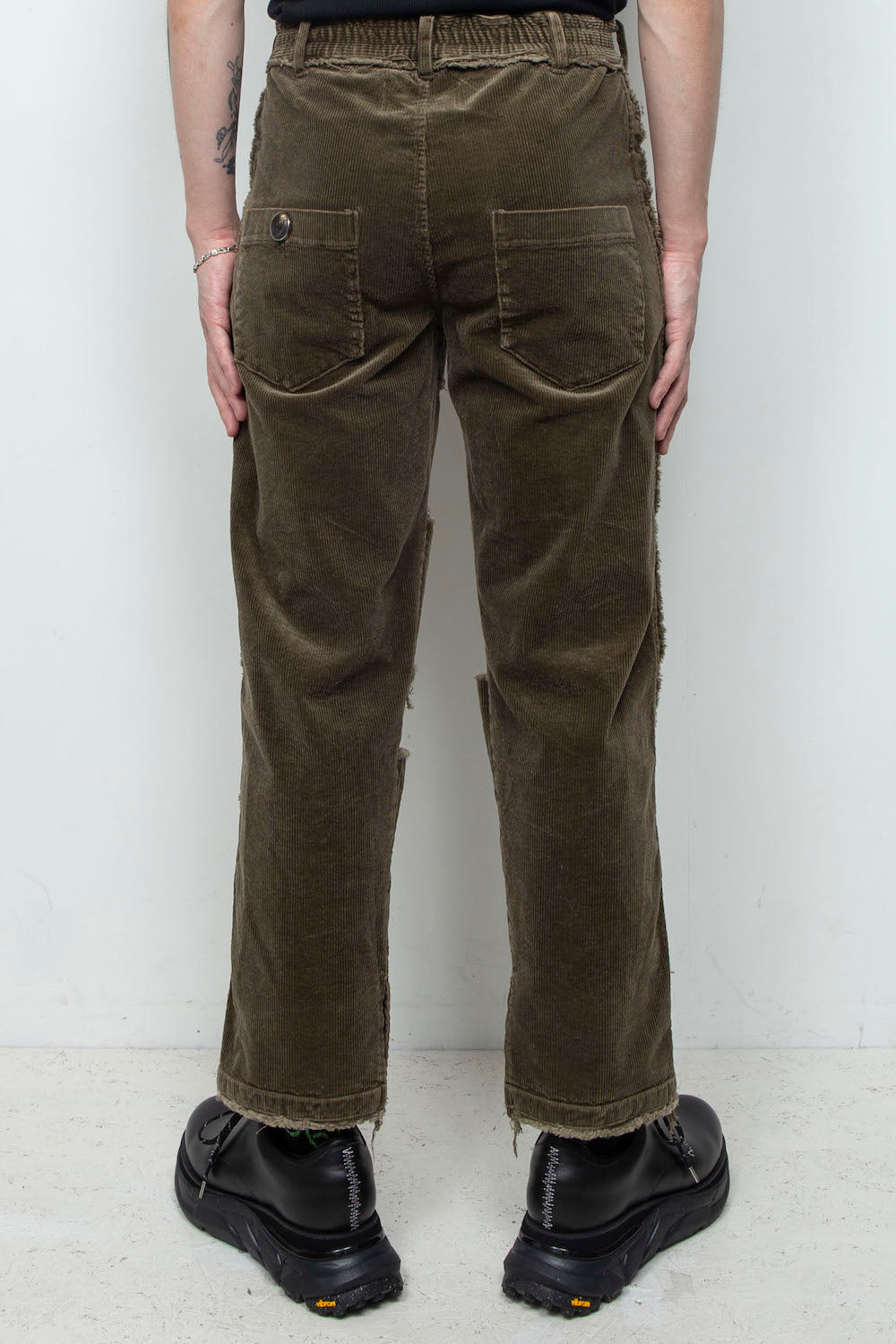 <last> LB25AW-PT02-CDR | Reconstructed 5-Pocket Pants (Corduroy) | OLIVE</last>