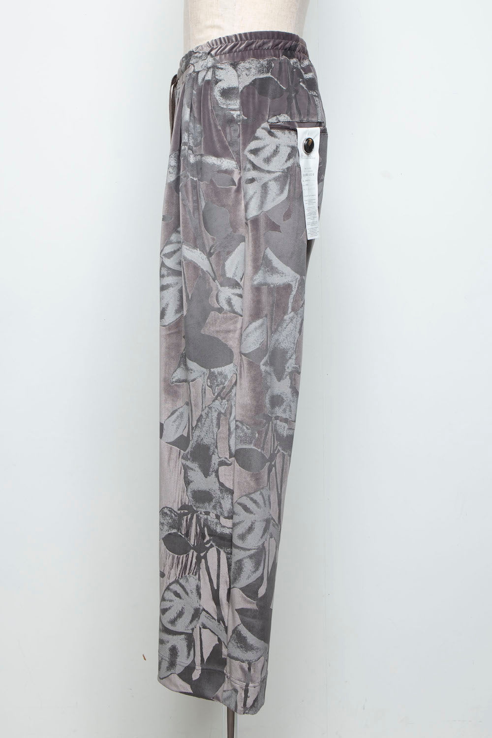 <last>
LB25AW-PT08-PVL | 3D Printed Velour Jersey Easy Pants | Charcoal</last>