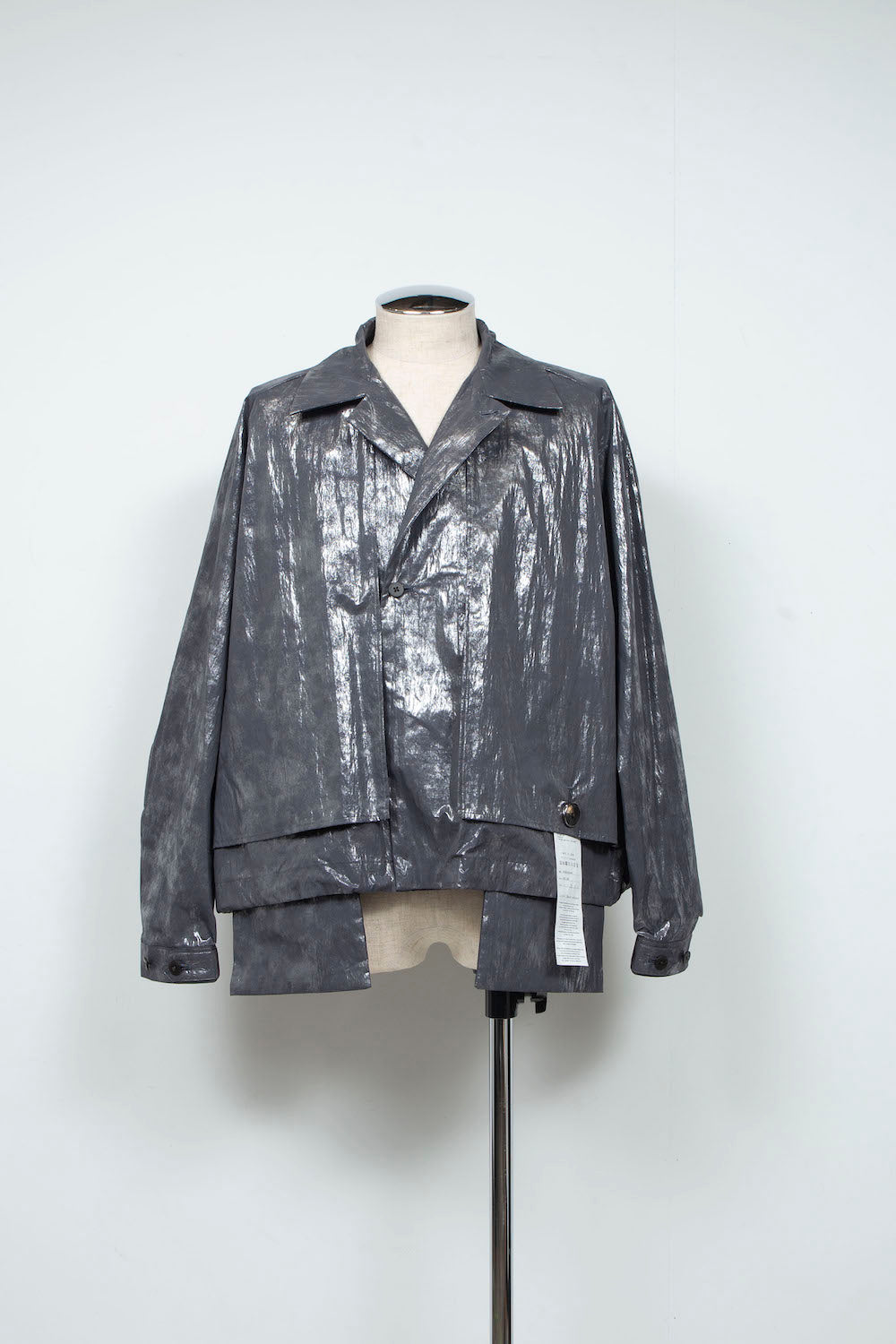 <LAST 1点> LB25AW-SH09-HKW | ウォッシュドホイルコーティングショートトレンチジャケット | STEEL GRAY