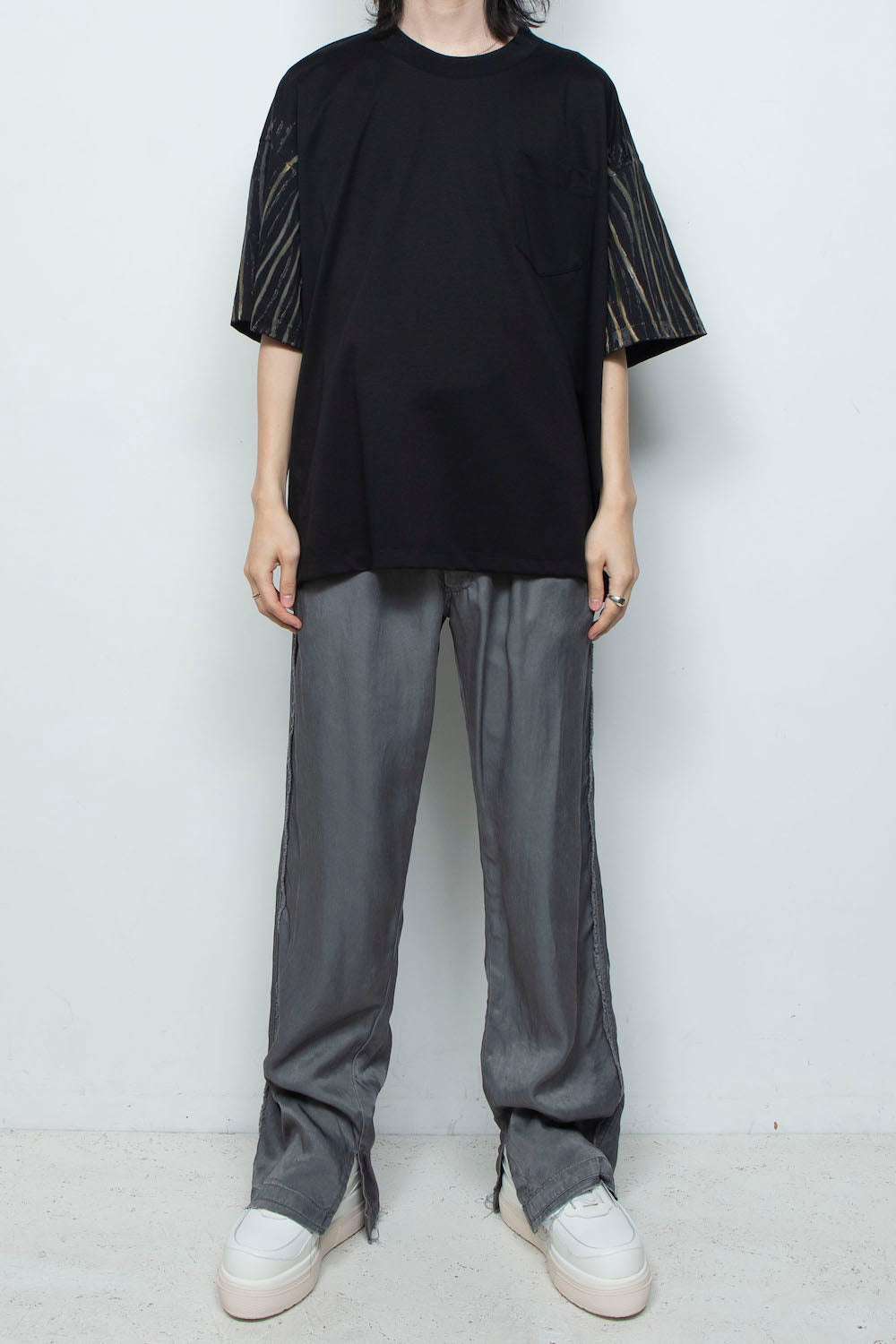 <last>
LB25AW-TE09-HDP | 优质比马棉手绘T恤 | 白色</last>