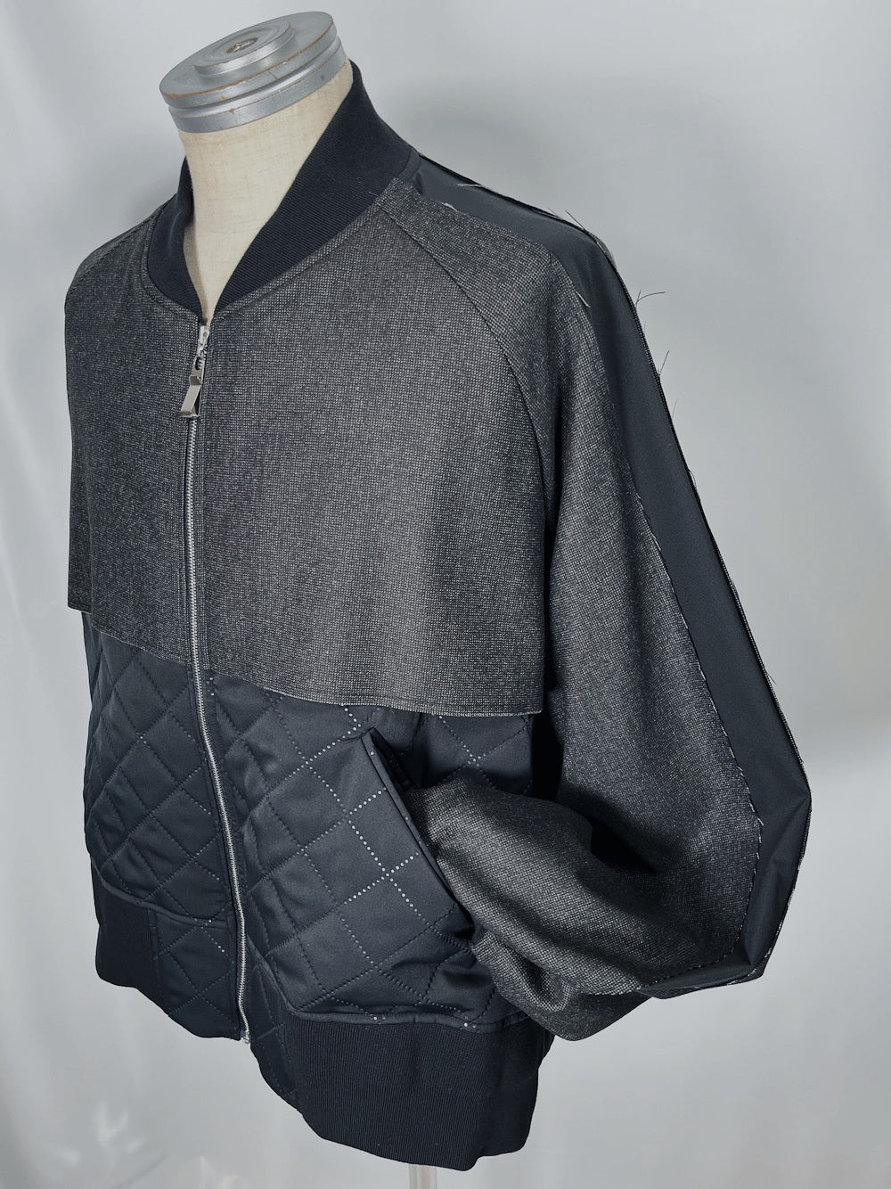 LB23AW-BL01-CWE | コミカルフォームエクセレントスーベニアジャケット | IRON