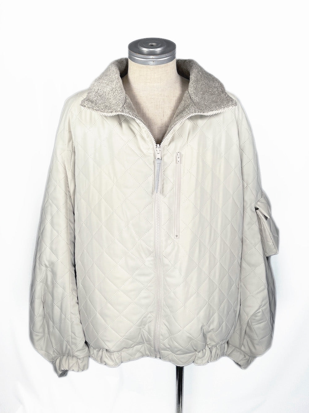 LB23AW-BL03-PSK | ピンソニックリバーシブルパッディングブルゾン | IVORY