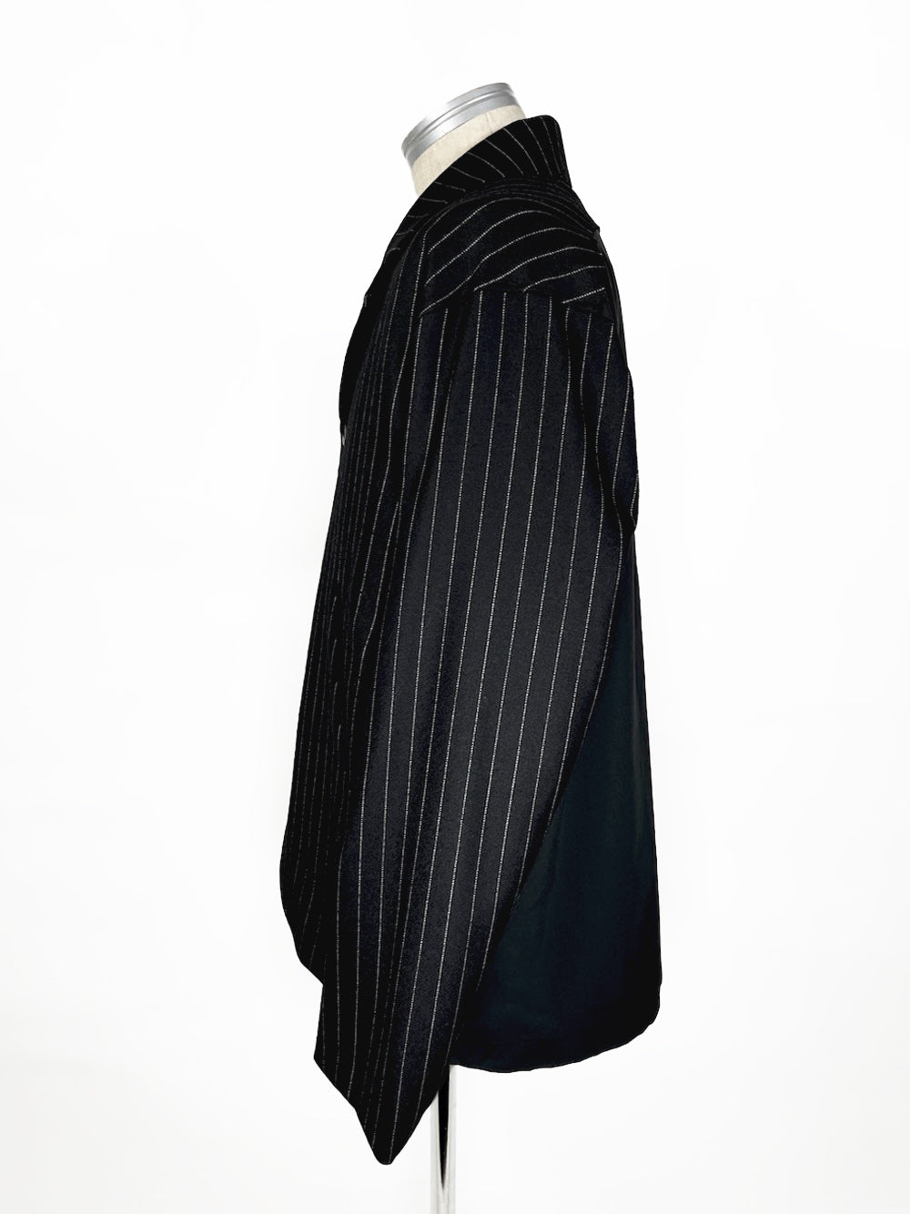 LB23AW-JK01-GST | バックパッディングホリデイジャケット | BLACK STRIPE