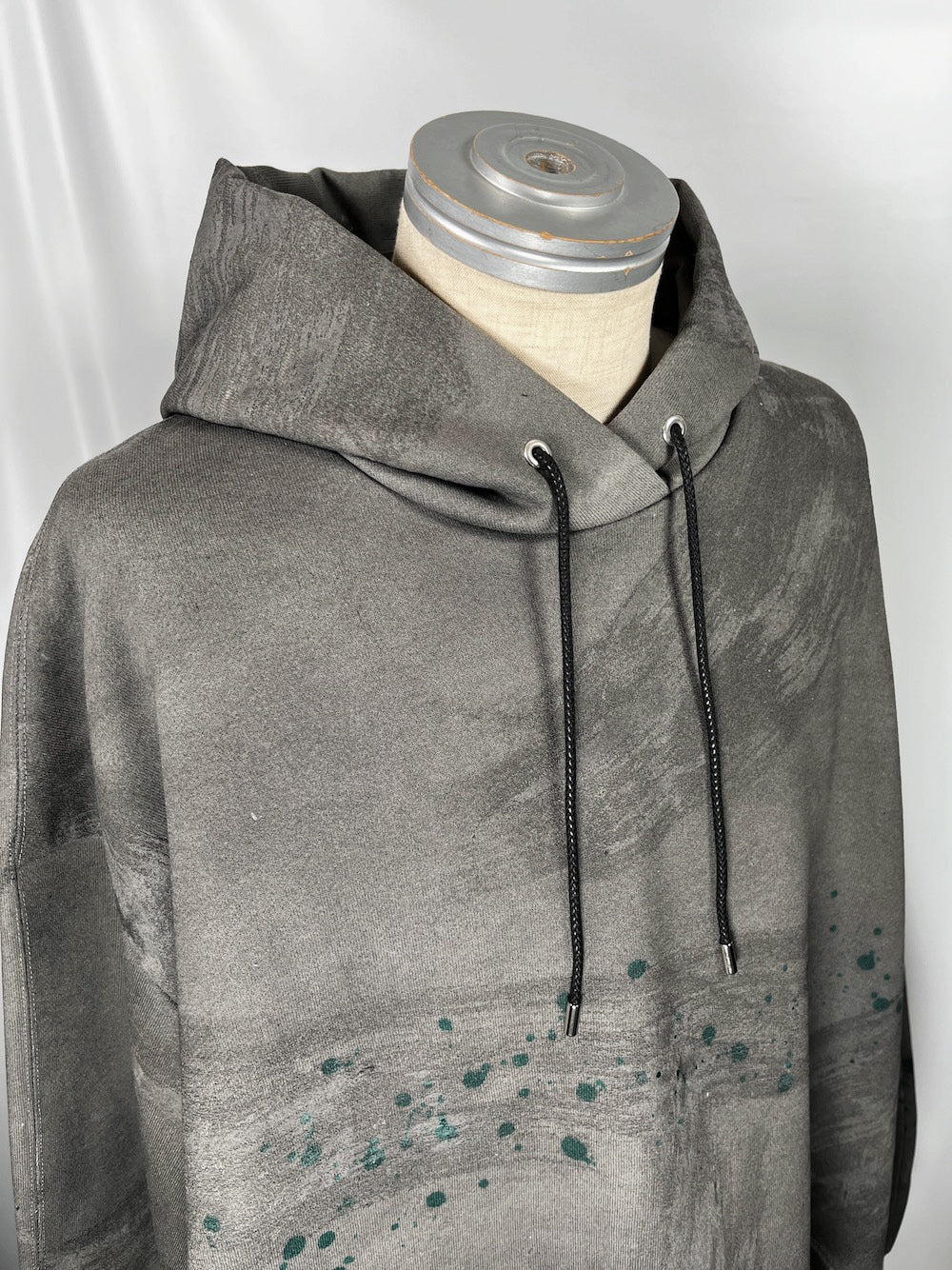 LB23AW-PK01-STC | 3D 石膏风格颜料连帽衫 | 铁
