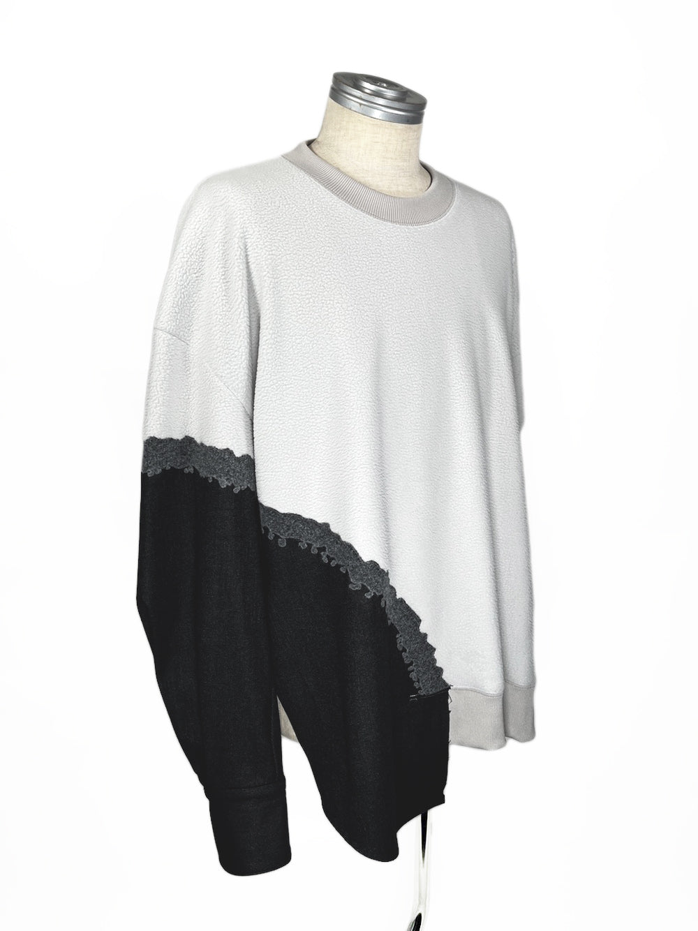 LB23AW-PO01-NDP-PL | ニードルパンチドッキングプルオーバー | IRON×PLASTER