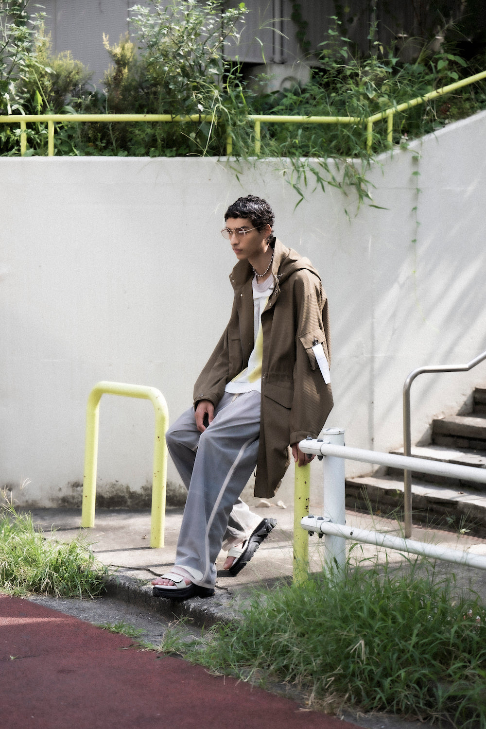 LB25SS-KNTE04 | グラフィカルサマーニットTシャツ | OFF WHITE×YELLOW