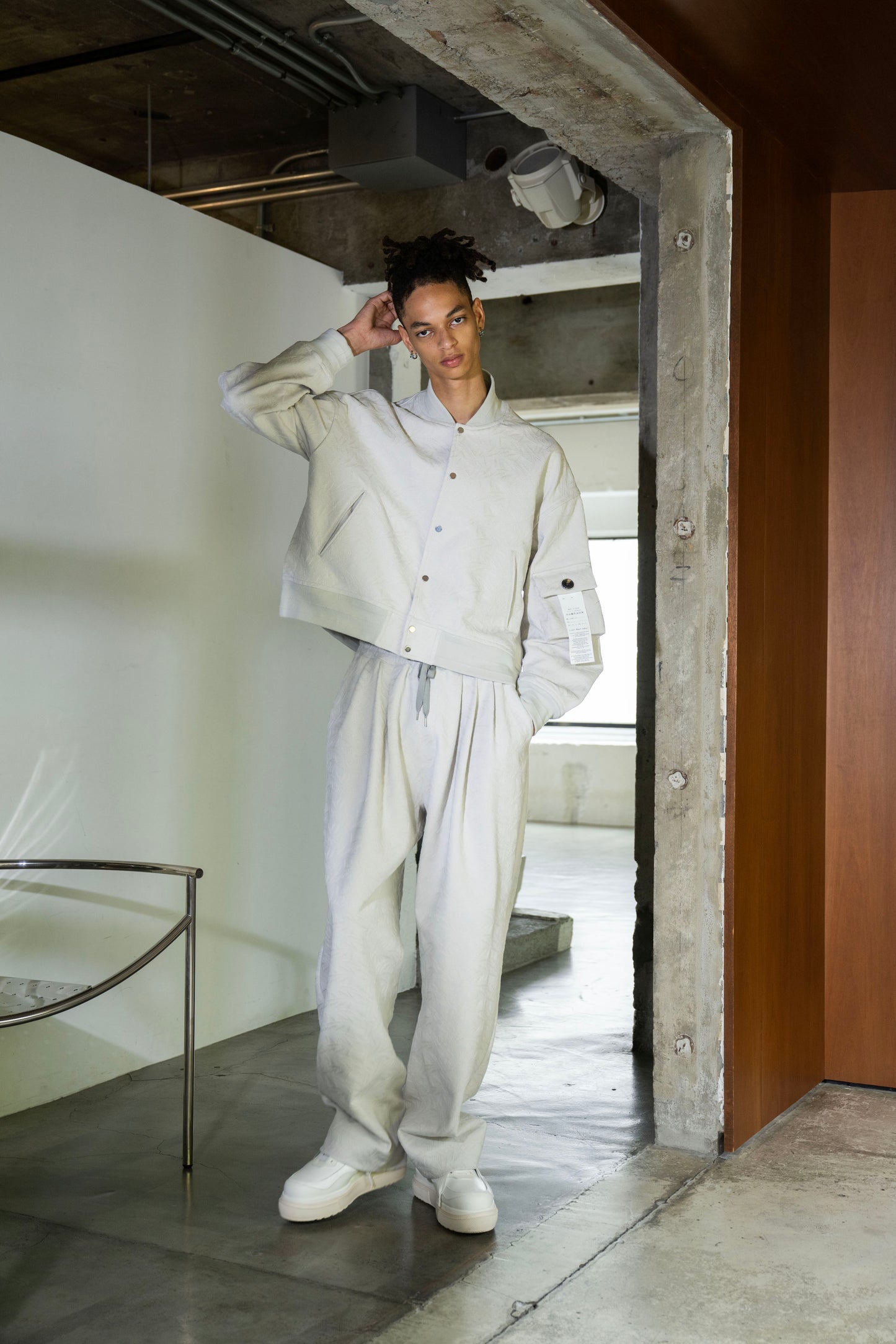 <LAST 1点> LB26SS-SWBL01-ETJ | フルエンブロイダリージャージースタジアムブルゾン | ICE GRAY