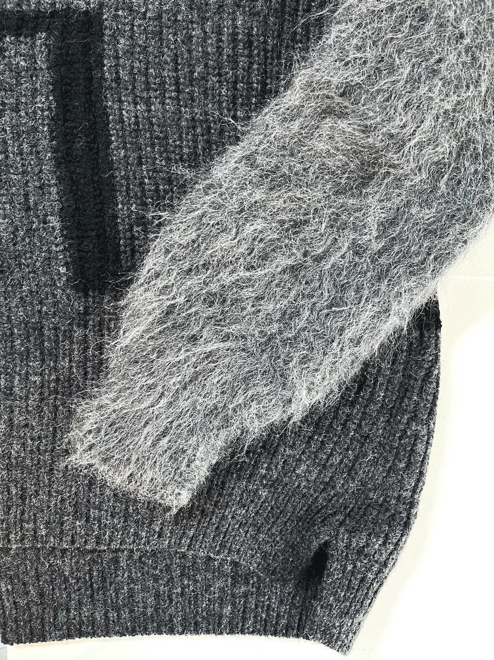 LB22AW-KN02-MH #CHARCOAL×CHARCOAL.