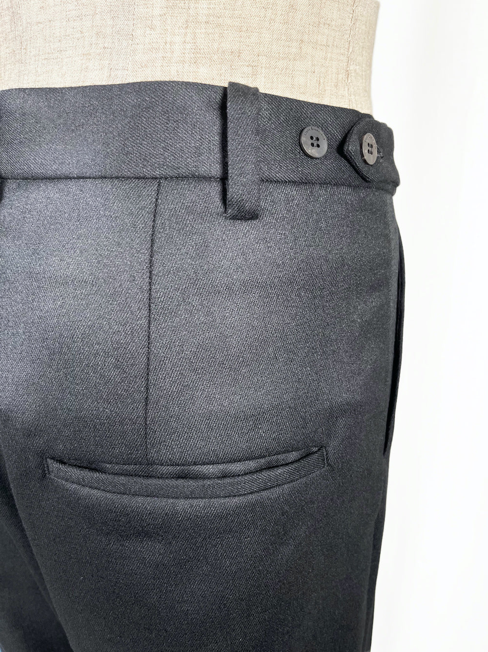 LB22AW-PT01-WS #BLACK.