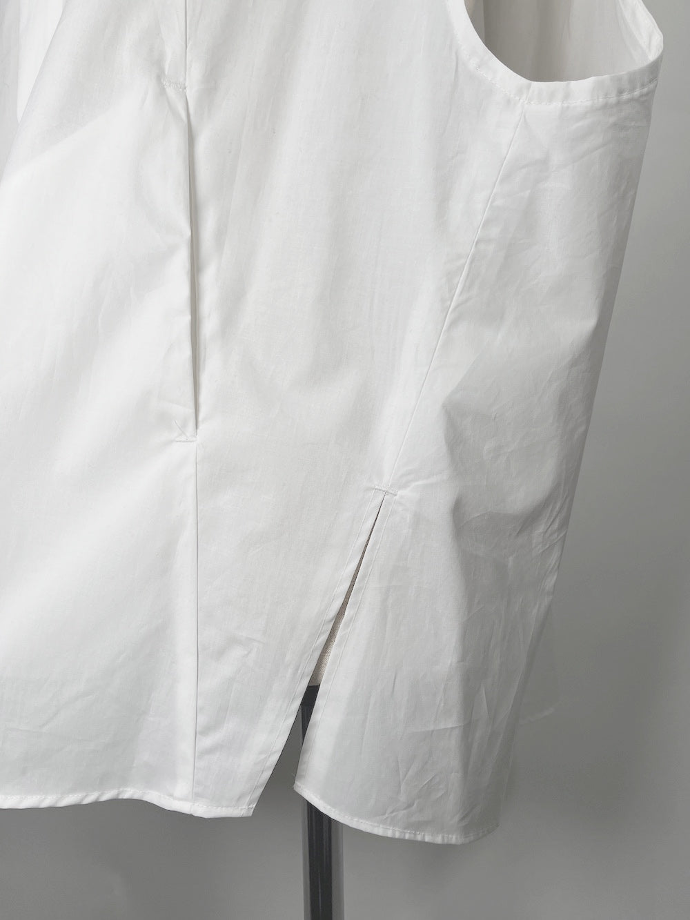 LB23SS-ESSH01-BC | ユーティリティインナーシャツ | WHITE