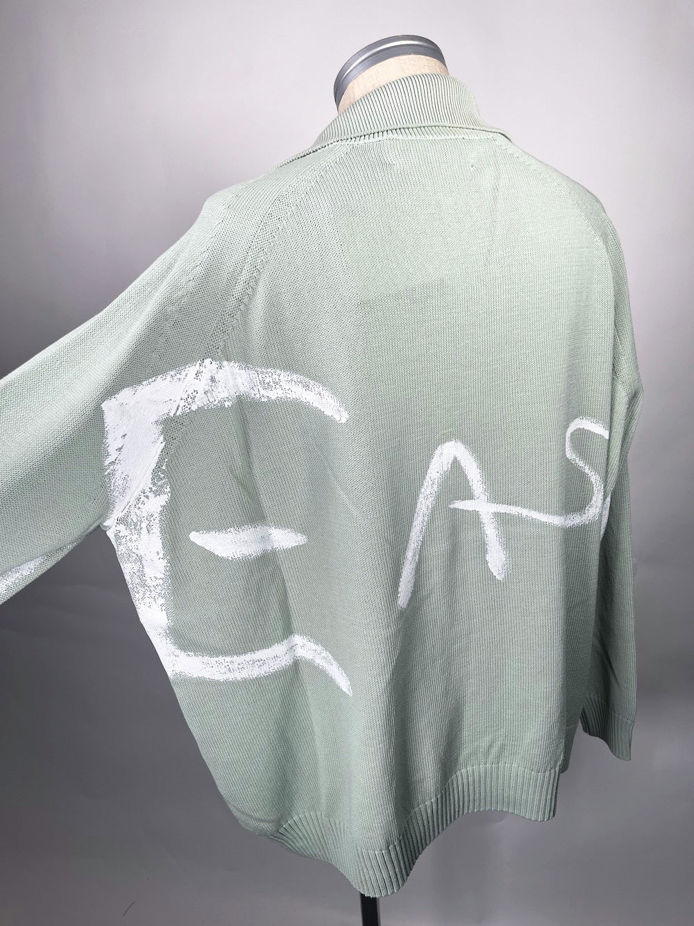 LB23SS-KN01-HP | ハンドペイントスキッパーポロニット | SPRINGGREEN