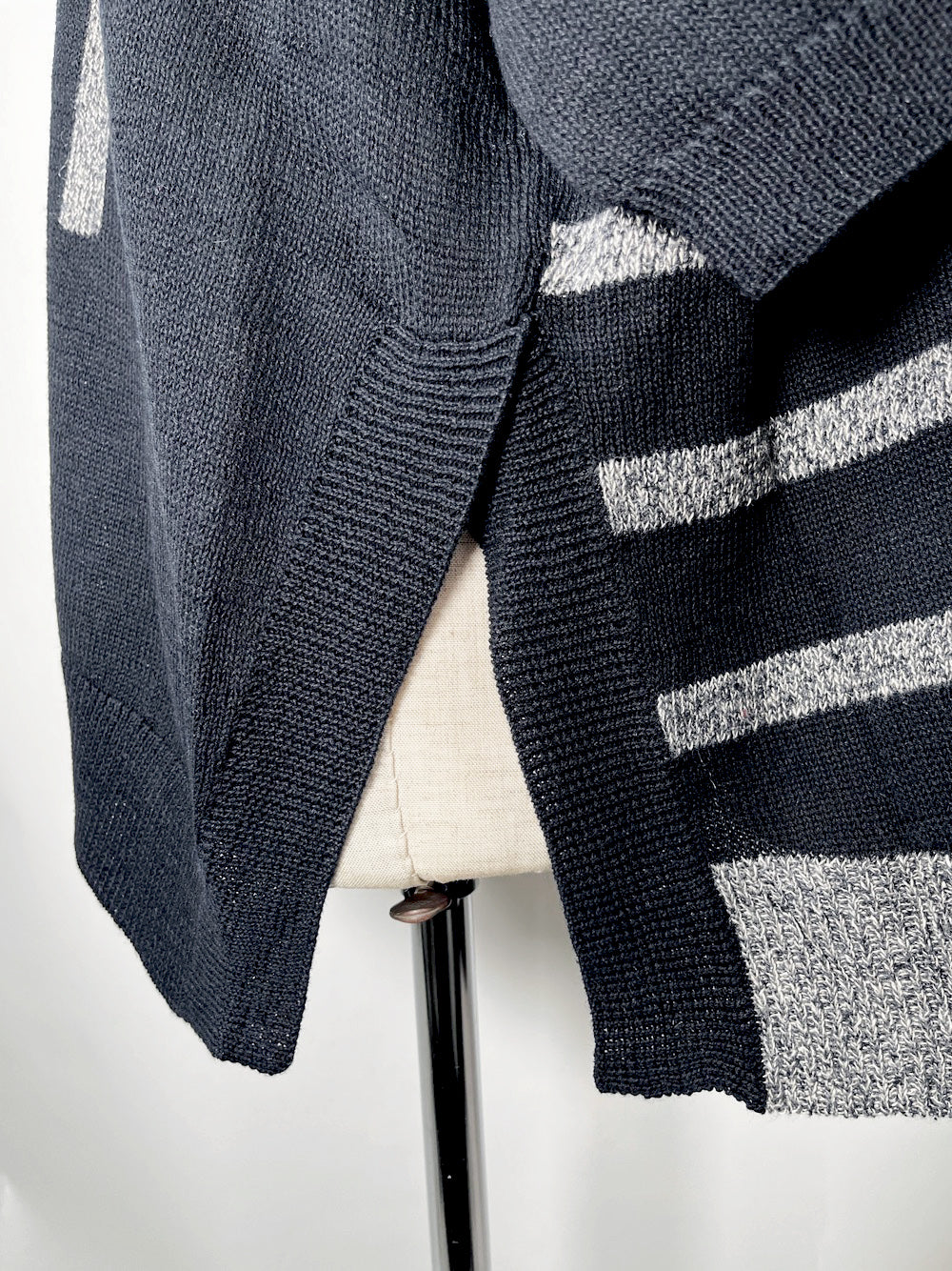 LB23SS-KNTE02 | インターシャハーフスリーブサマーニット | BLACK