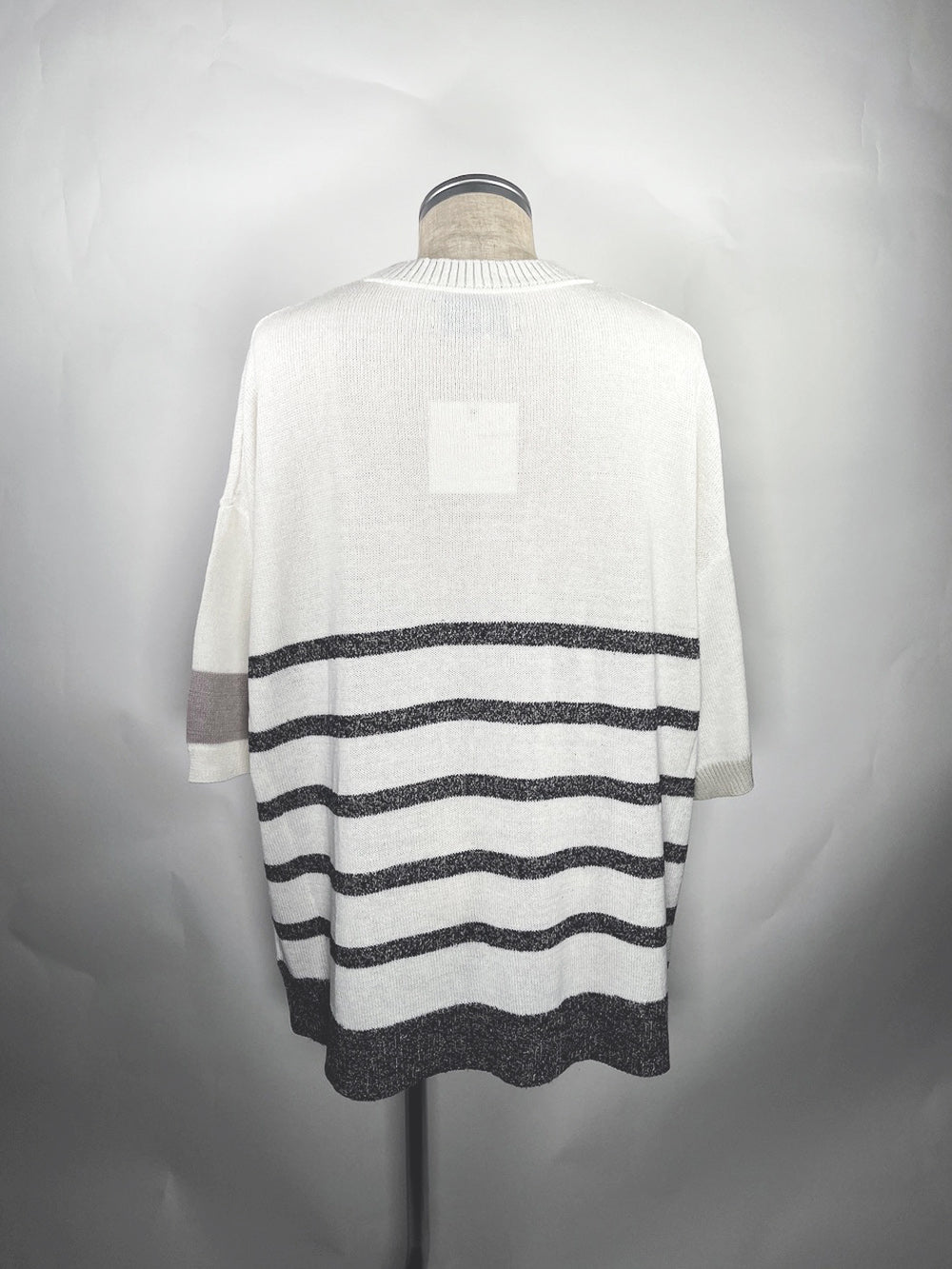 LB23SS-KNTE02 | Intarsia Half Sleeve Summer Knit | WHITE