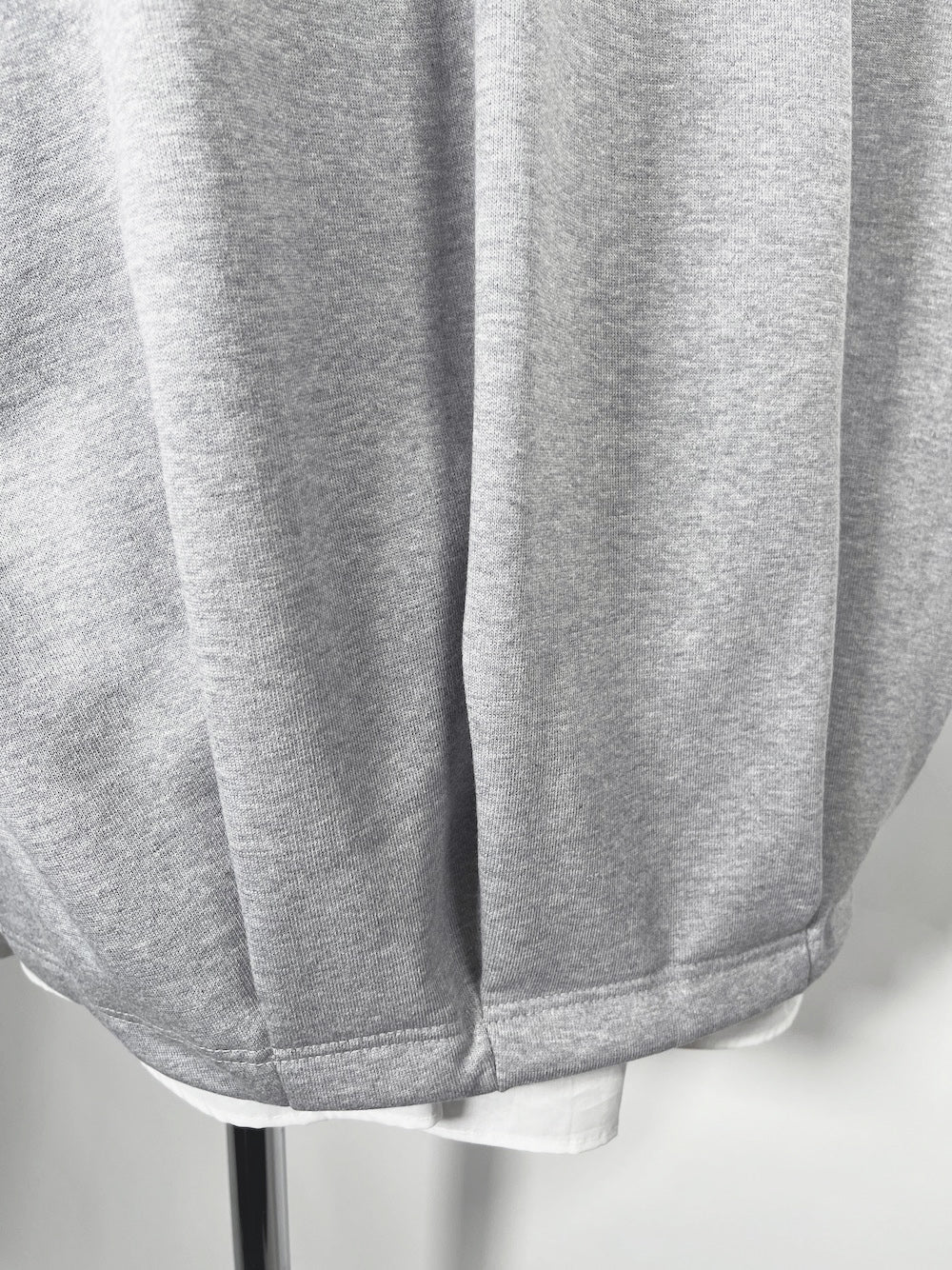 LB23SS-PO04-FPR | Mix Print Ensemble Pullover | GRAY MARL