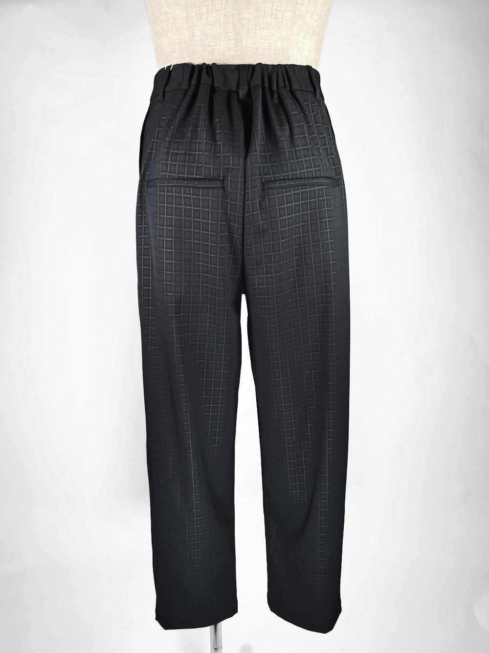 LB23SS-PT02-ERW | Embossed Lily Waltz Customized Tuck Trousers | BLACK