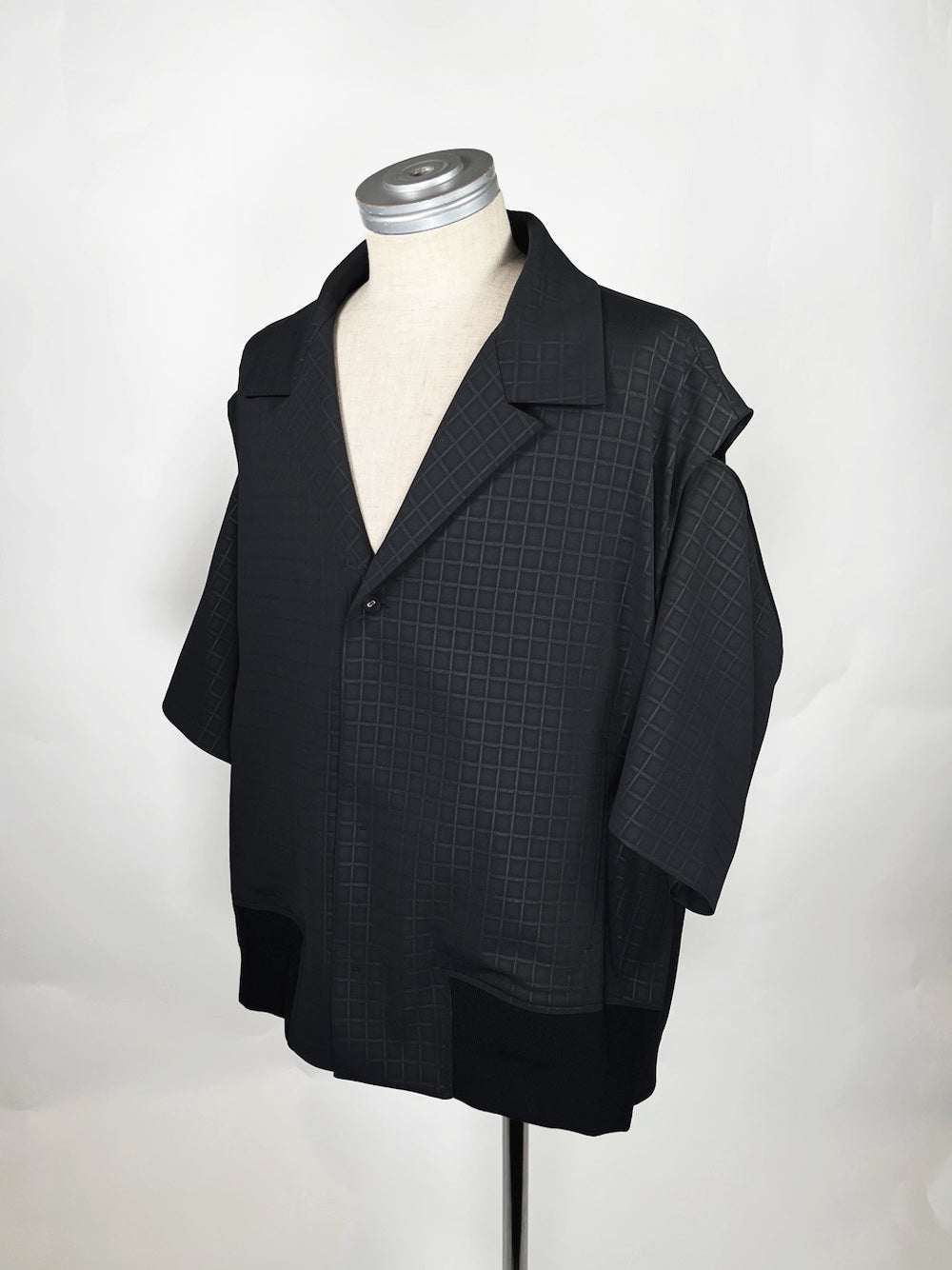 LB23SS-SJK03-ERW | エンボスリリーワルツデタッチャブルサマージャケット | BLACK