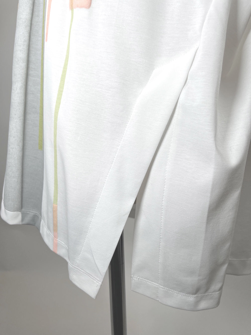 LB23SS-TE03-FPR | Mix Print Side Vent T-shirt | WHITE