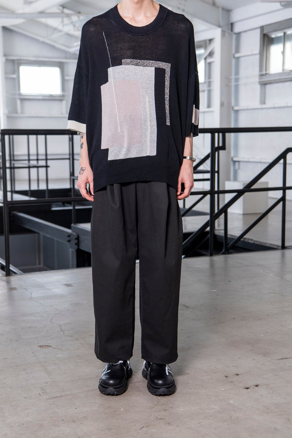 LB23SS-KNTE02 | インターシャハーフスリーブサマーニット | BLACK