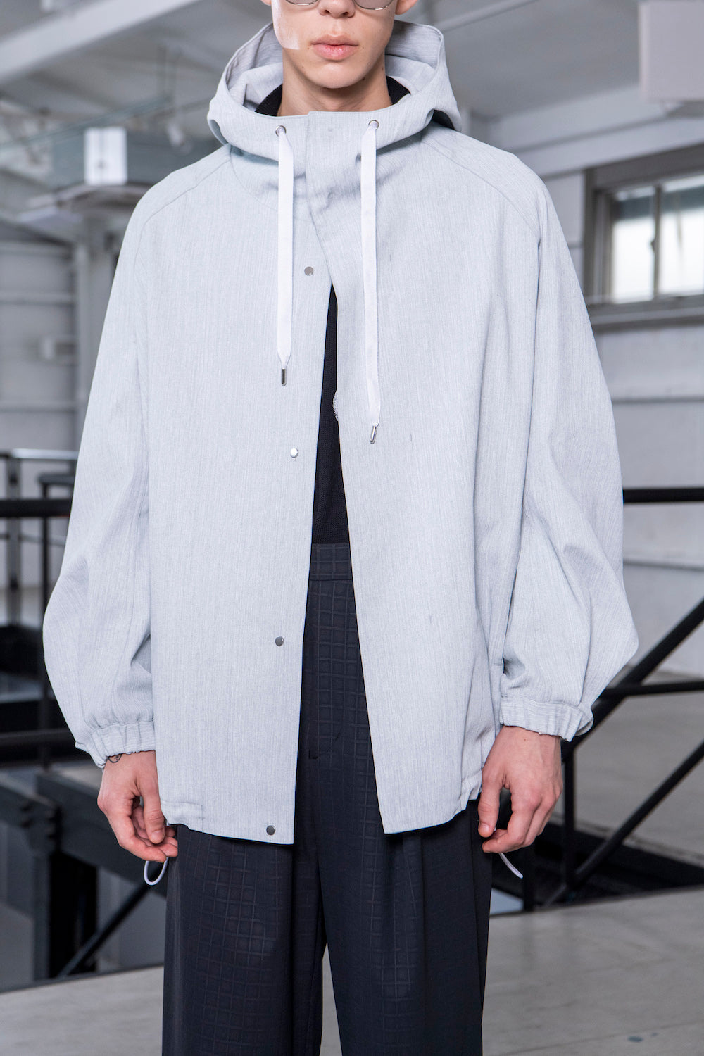 LB23SS-BL03-PDN | ピグメントダイドフードブルゾン | WHITE PIGMENT DYED