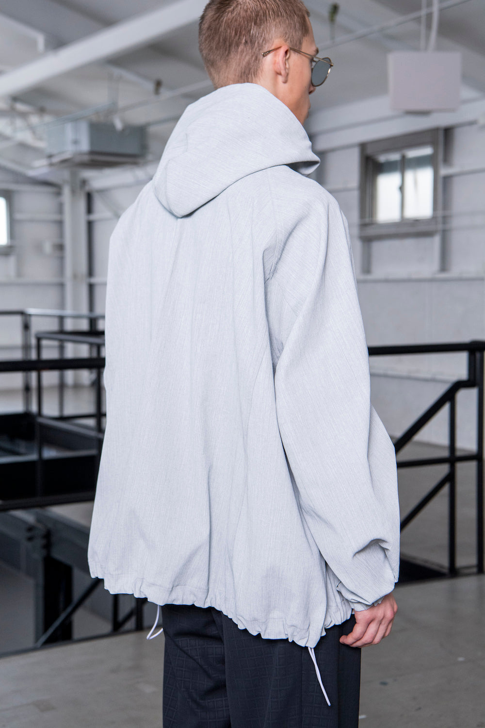 LB23SS-BL03-PDN | ピグメントダイドフードブルゾン | WHITE PIGMENT DYED
