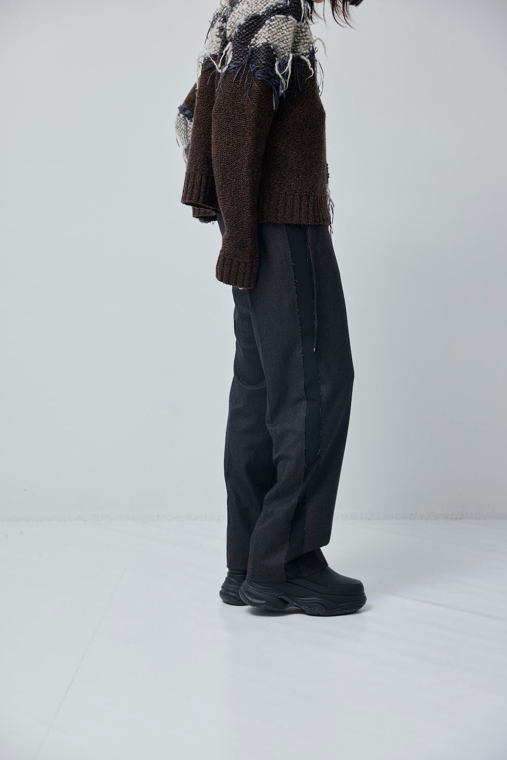 LB23AW-PT04-CWE | Comical Warm Excellent Sideline Wrapped Trousers | IRON 