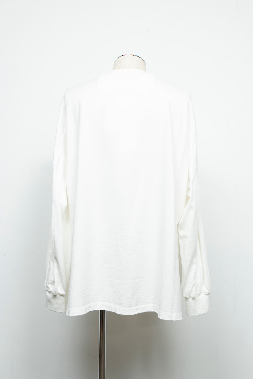 LB24AW-PO07-ITD | Taping Aid Damage Pullover | OFF WHITE