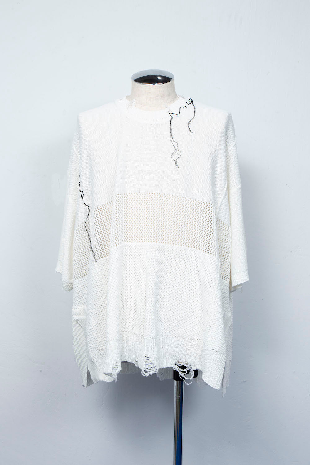 *限量* LBLM-KNTE02 | 压花手缝针织T恤 | OFF WHITE