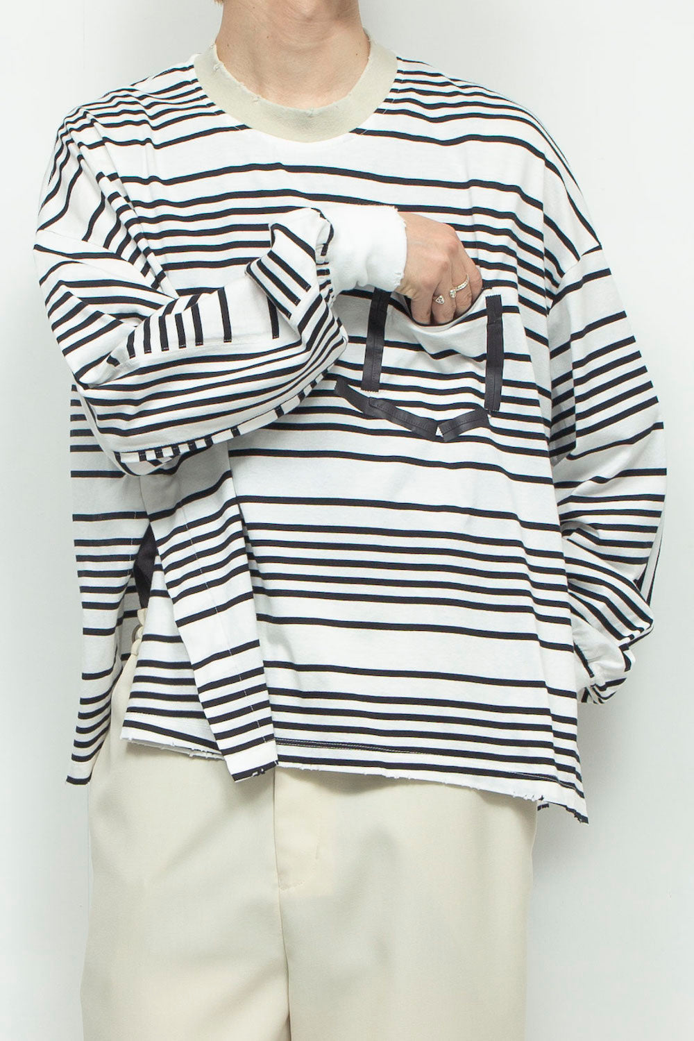 LB24AW-PO07-BOD | テーピングエイドダメージボーダープルオーバー | WHITE×ELFENBEIN