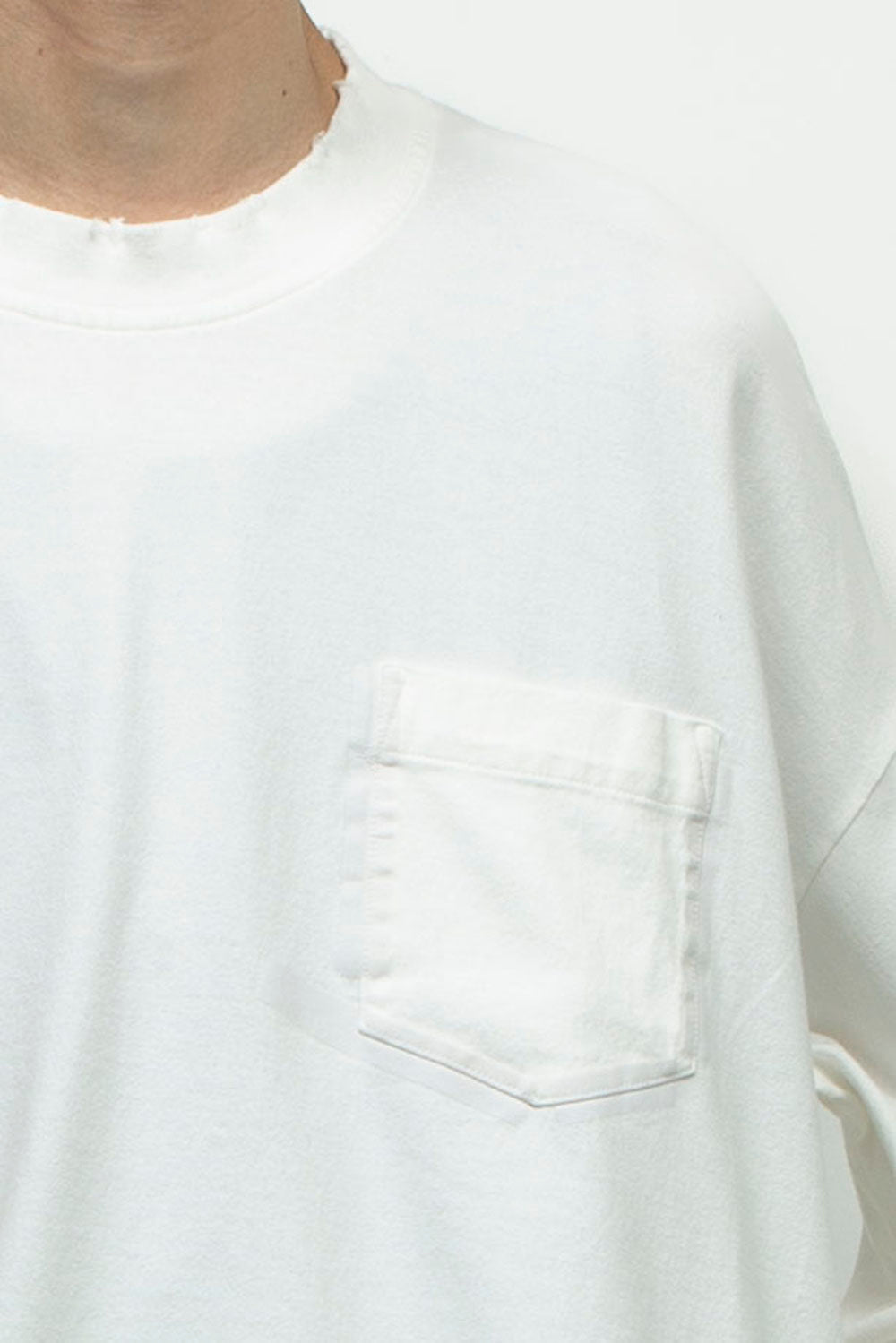 LB24AW-PO07-ITD | Taping Aid Damage Pullover | OFF WHITE