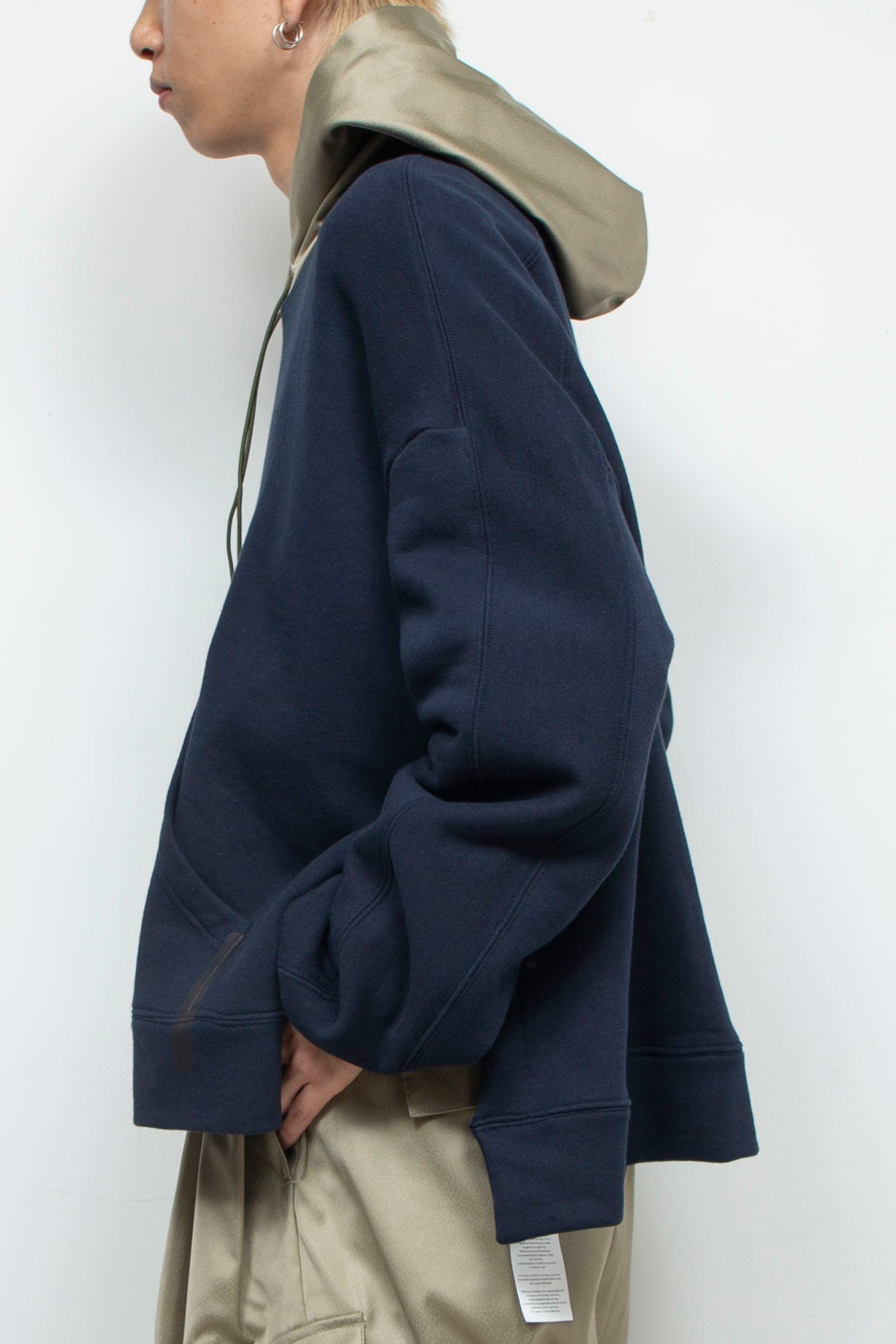 LB24AW-PK01-YGEMB | テーピングエイドコンビネーションフーディ | DARK NAVY×SAGE