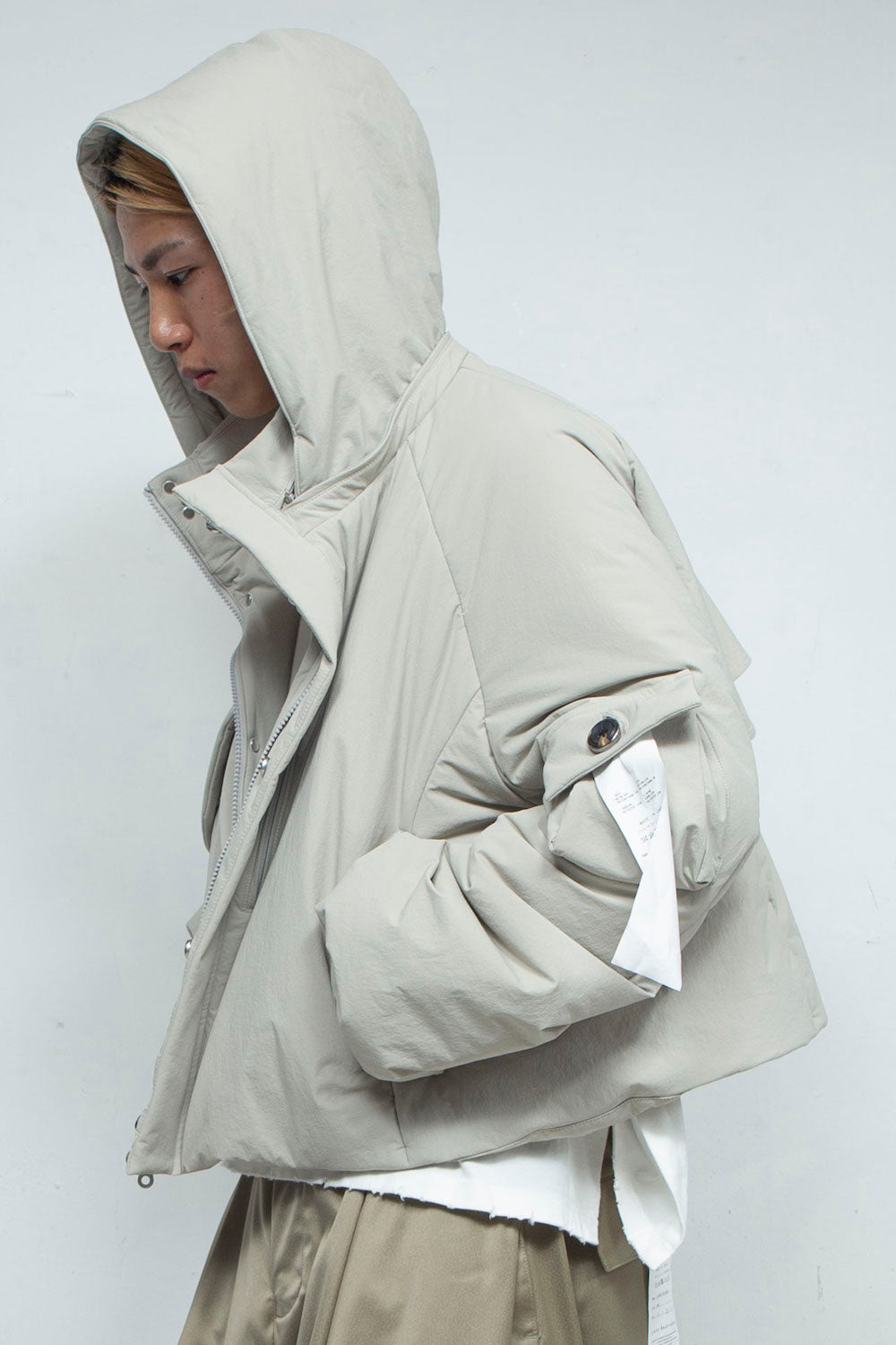 LB24AW-BL03-NBG | Onibegieパッディングショートブルゾン | FROSTY WHITE