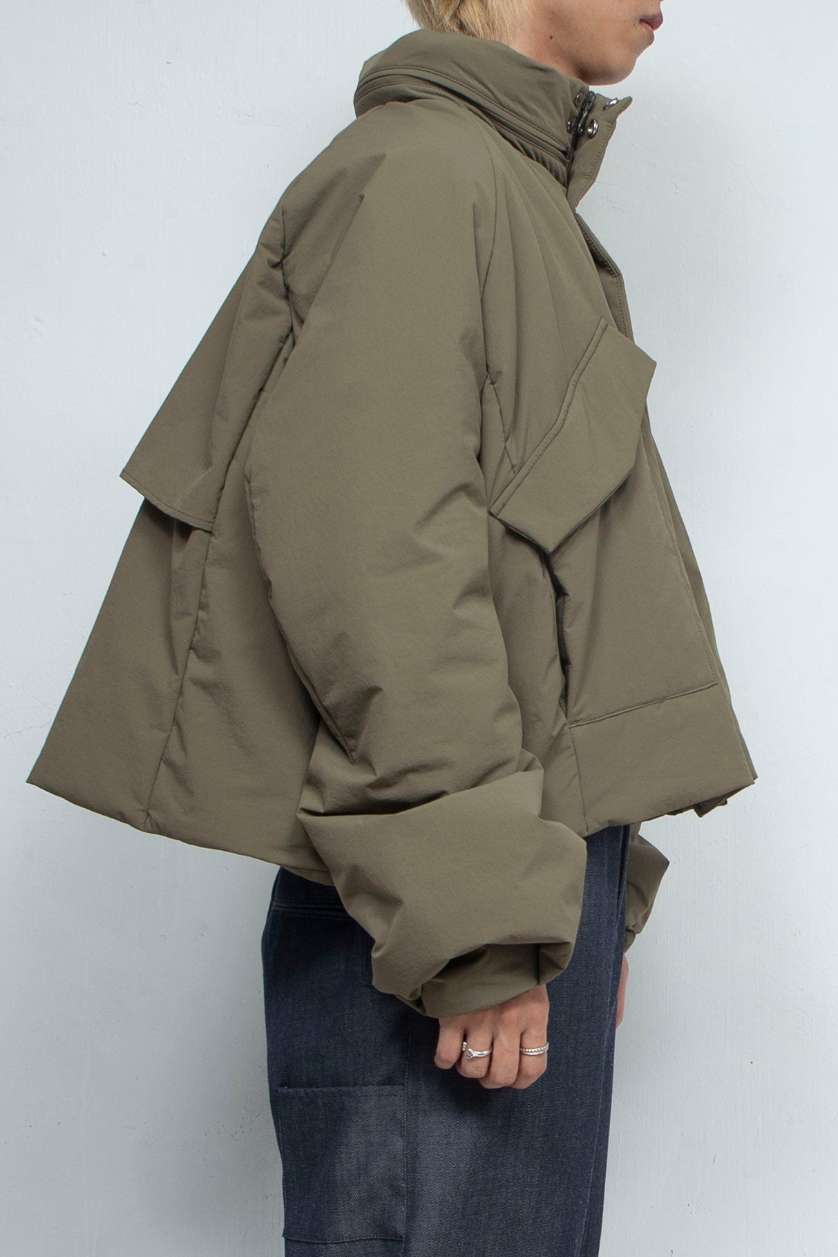 LB24AW-BL03-NBG | Onibegie padded short blouson | OLIVE