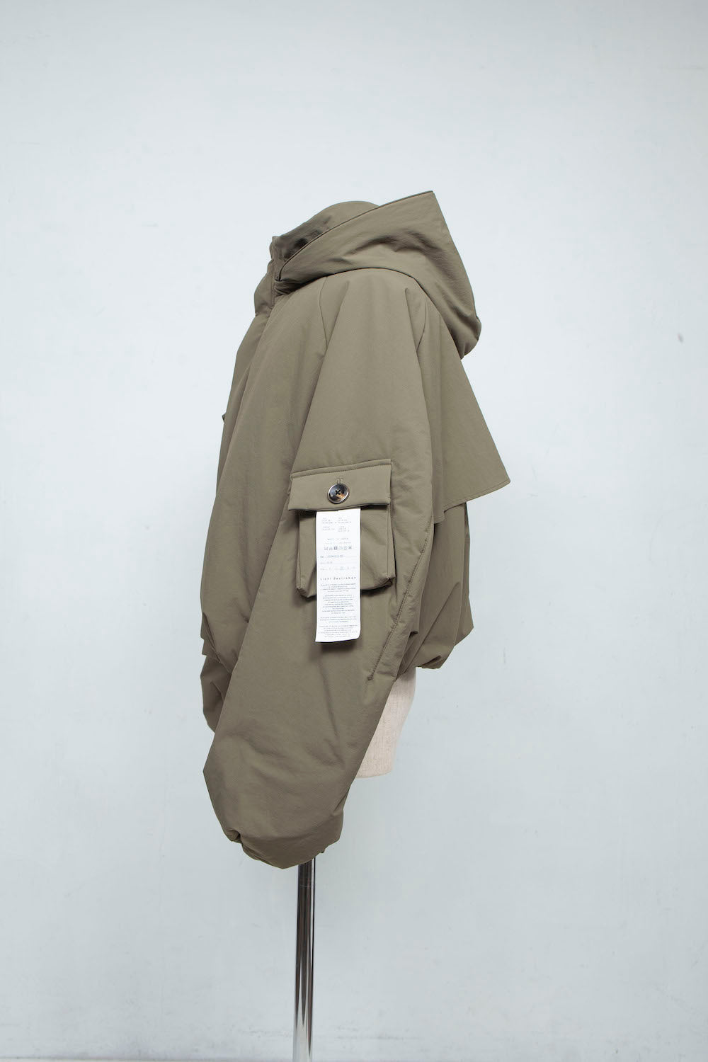 LB24AW-BL03-NBG | Onibegie 加垫短款上衣 | OLIVE