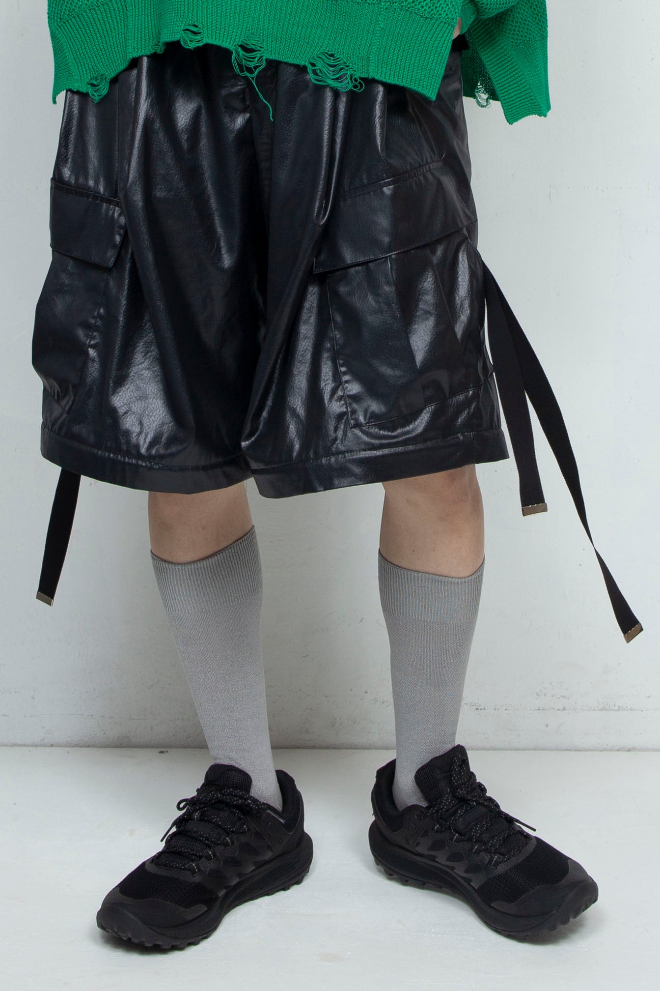 LB25SS-PT05-FFL | FAKE-FAKE LEATHER Ⅱ デタッチャブルカーゴパンツ | BLACK