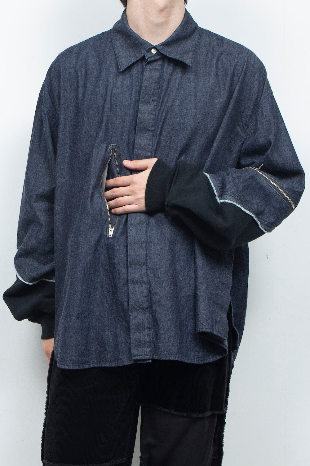 <last item> LB26AW-SH12-OWD | Light Ounce Denim Twist Sleeve Shirt | INDIGO WASHED</last>