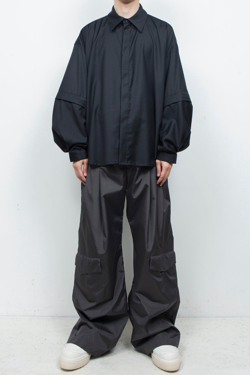 <LAST 1点> LB26AW-SH11-SCO |  SUPER140Sウール デタッチャブルスリーブシャツ | BLACK