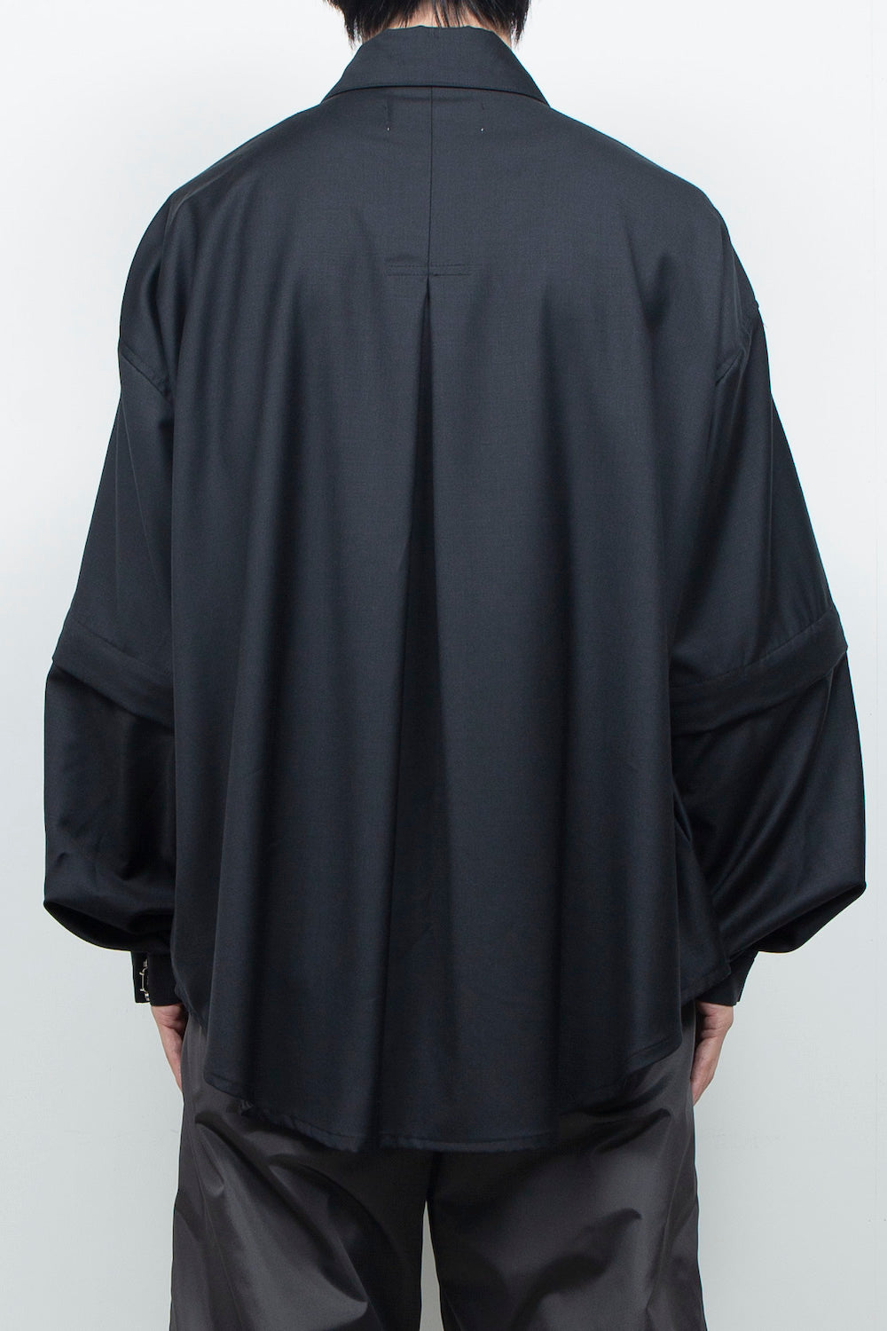 <LAST 1点> LB26AW-SH11-SCO |  SUPER140Sウール デタッチャブルスリーブシャツ | BLACK
