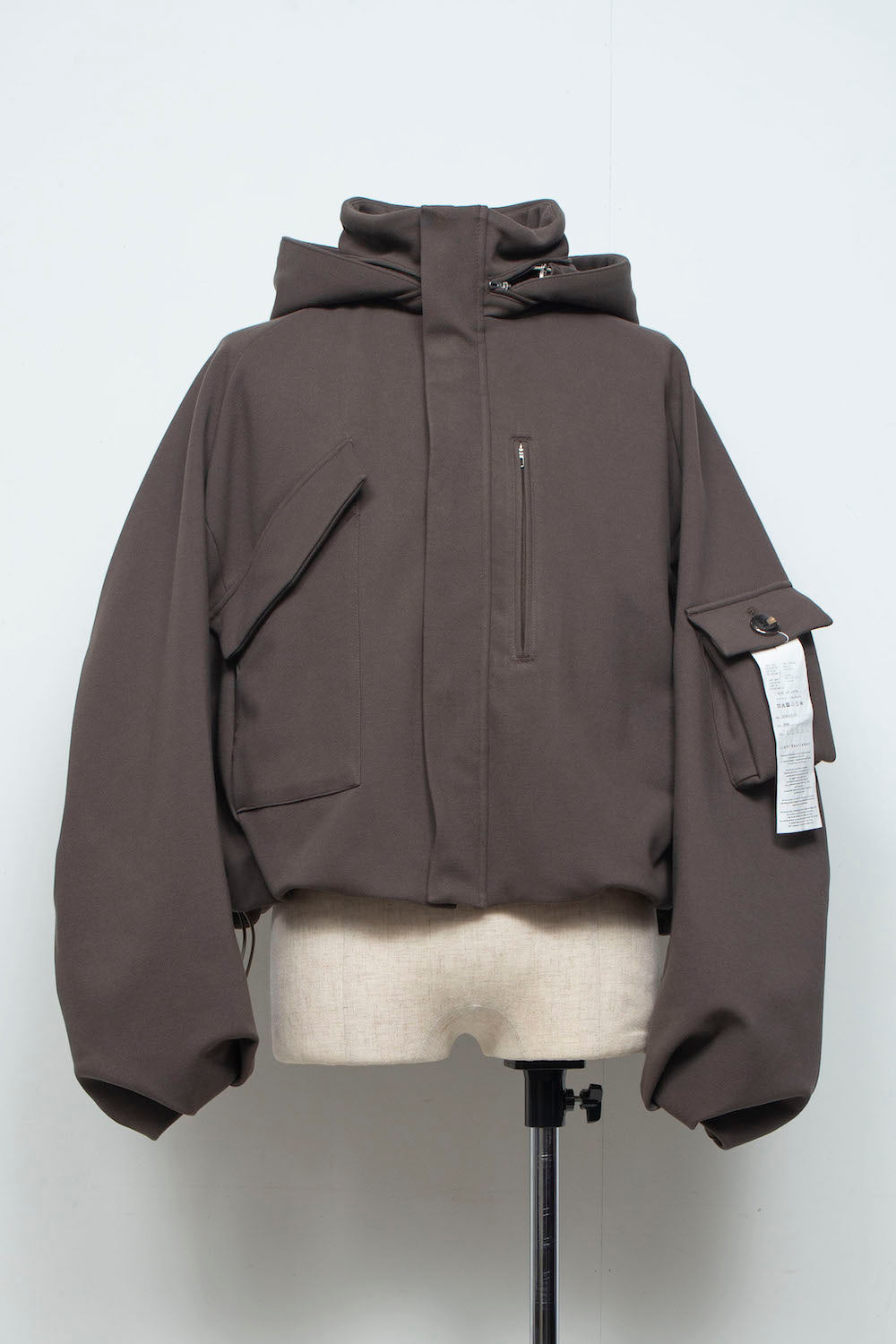 LB26AW-BL03-DFB | DOWN FABRICショートフードブルゾン | BROWN
