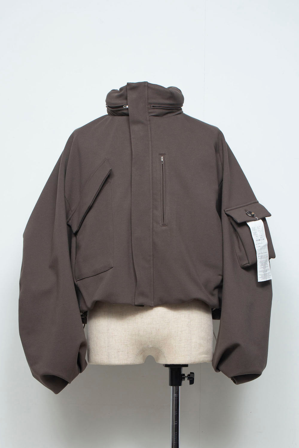LB26AW-BL03-DFB | DOWN FABRICショートフードブルゾン | BROWN