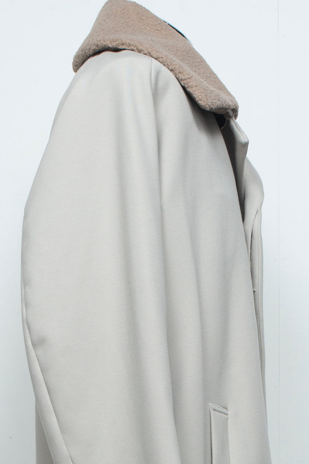 <LAST 1点> LB26AW-CO10-DFB | DOWN FABRICステンカラーコート | LIGHT GRAY